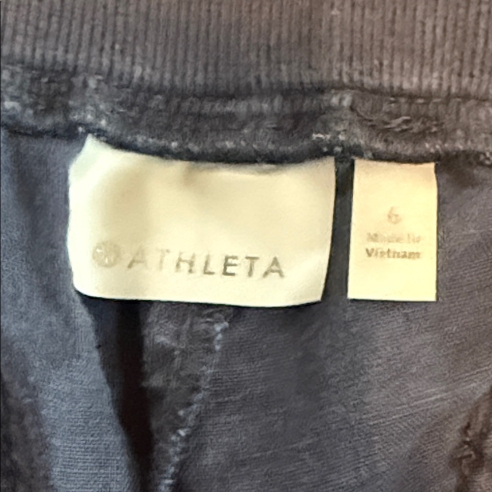 Athleta Women’s Navy Pants - Picture 2 of 3